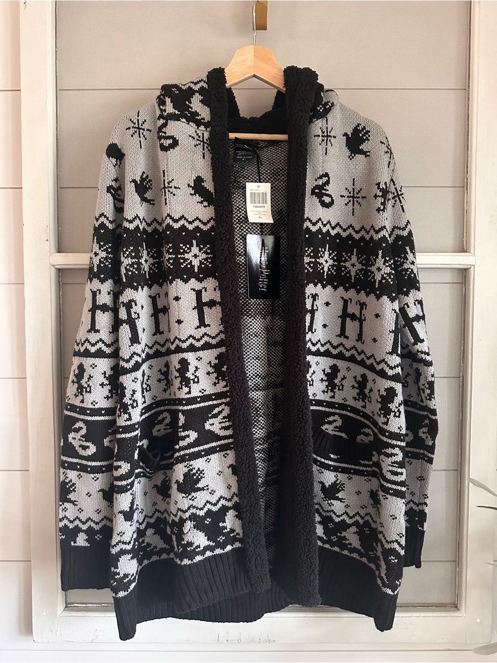 NEW Harry Potter House Symbols Fair Isle Hooded Cardigan Sweater - Picture 8 of 10